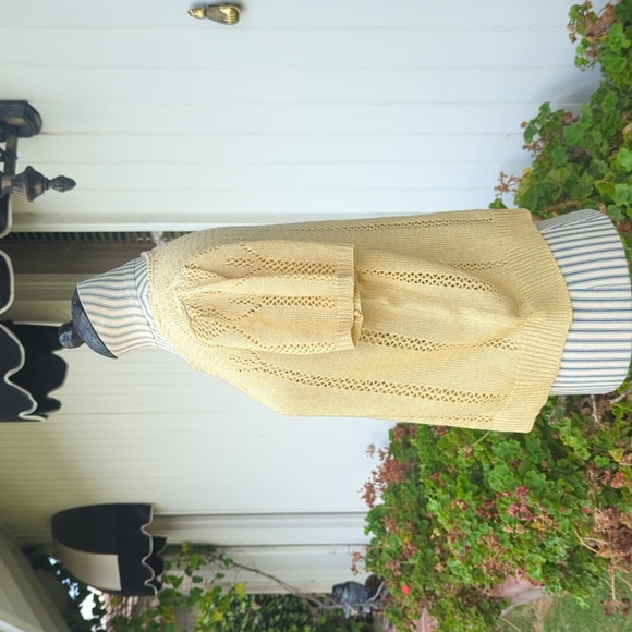 Vintage Spring Knit Short Sleeve Pointelle Sweater - Picture 3 of 12